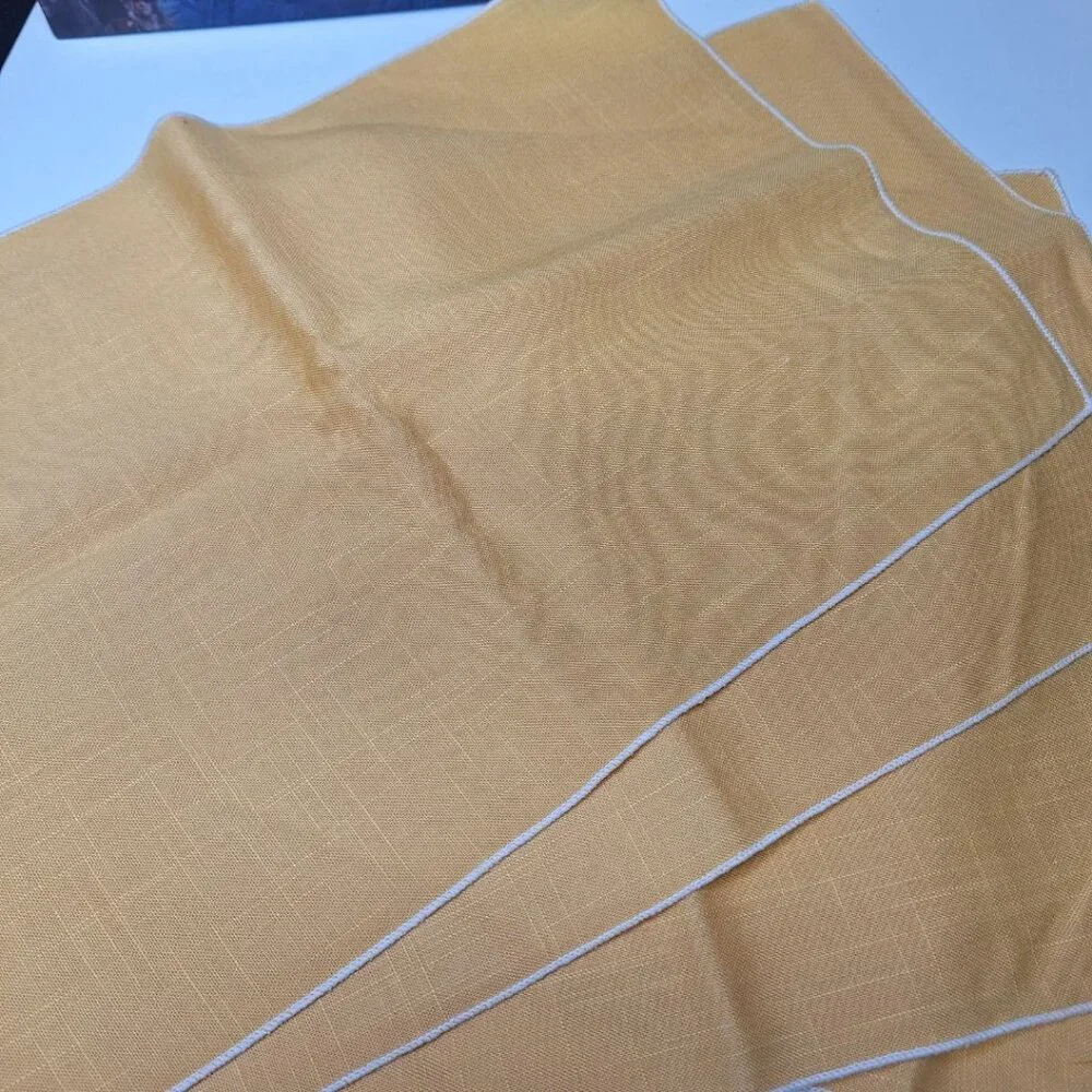 Retro Cloth Napkins Placemats Vintage Yellow Flower 16x11 inches‎ Granny Dining